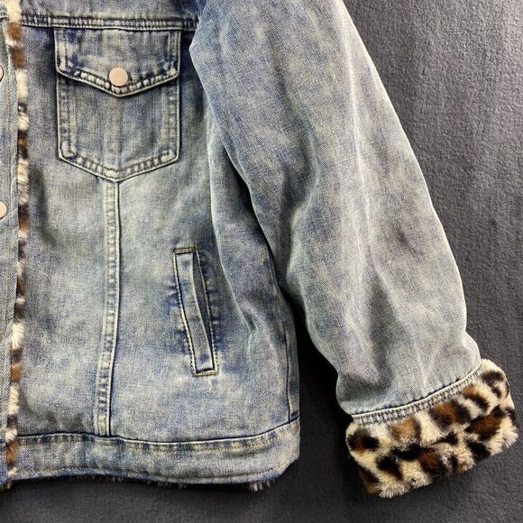 12PM by Mon Ami Jean Jacket Cheetah Trimmed Lined Faux Sherpa Size Large Animal - Picture 3 of 14